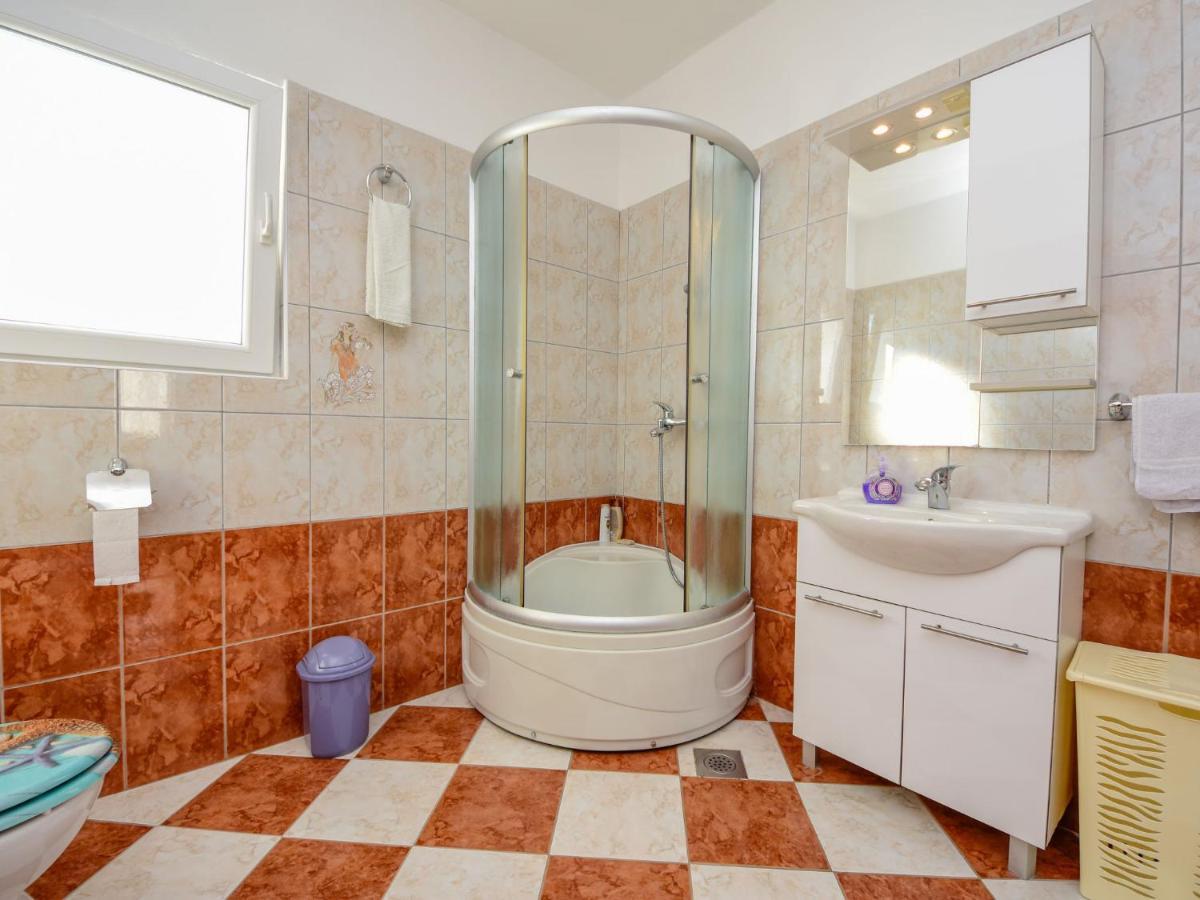 Holiday Home Ana By Interhome Maslenica Eksteriør billede